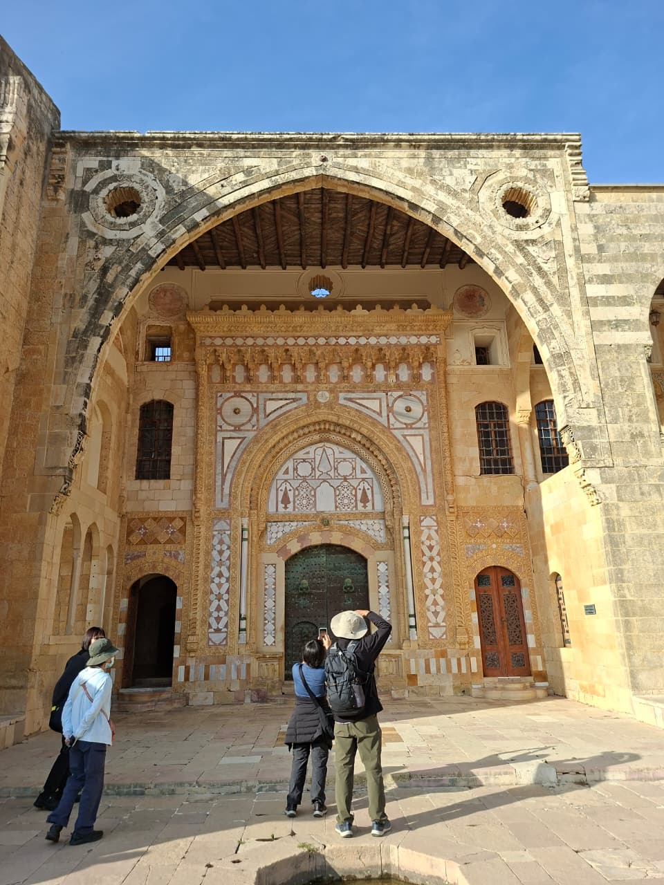 Lebanon in 3 Days — A Journey Through Time, Nature & Flavor