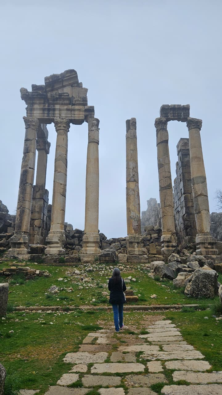 Lebanon in 3 Days — A Journey Through Time, Nature & Flavor